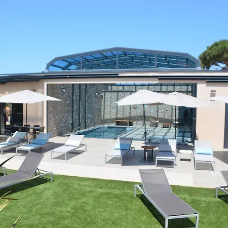 Casa vacanze Mit 6 Schlafzimmern- Privatem Pool Garten Und Parkplatz By Interhome